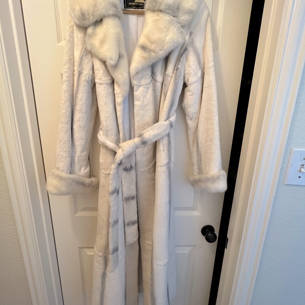 White Fur Coat, Size Medium.